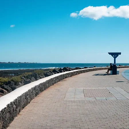 Oceanside Luxury Loft - Fast Wi-fi - Workstations Διαμέρισμα