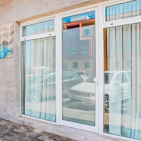 公寓 Oceanside Luxury Loft - Fast Wi-fi - Workstations *