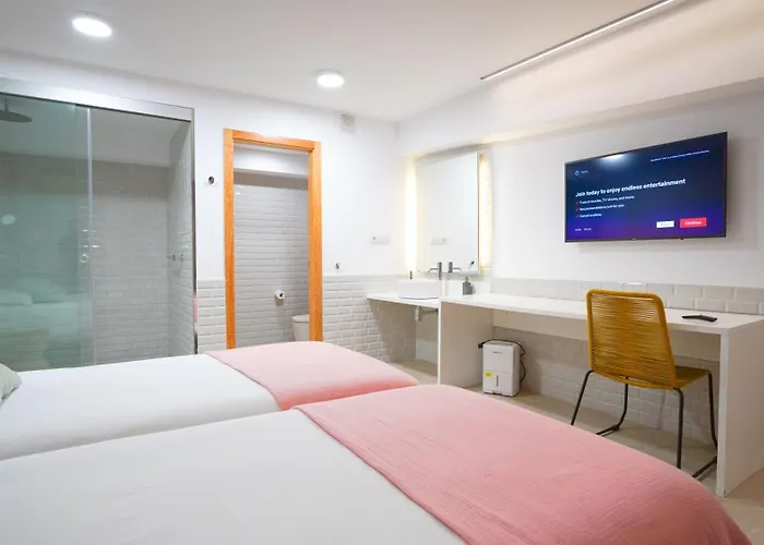 Oceanside Luxury Loft - Fast Wi-fi - Workstations 公寓