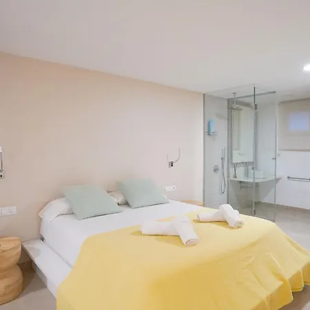 Oceanside Luxury Loft - Fast Wi-fi - Workstations
